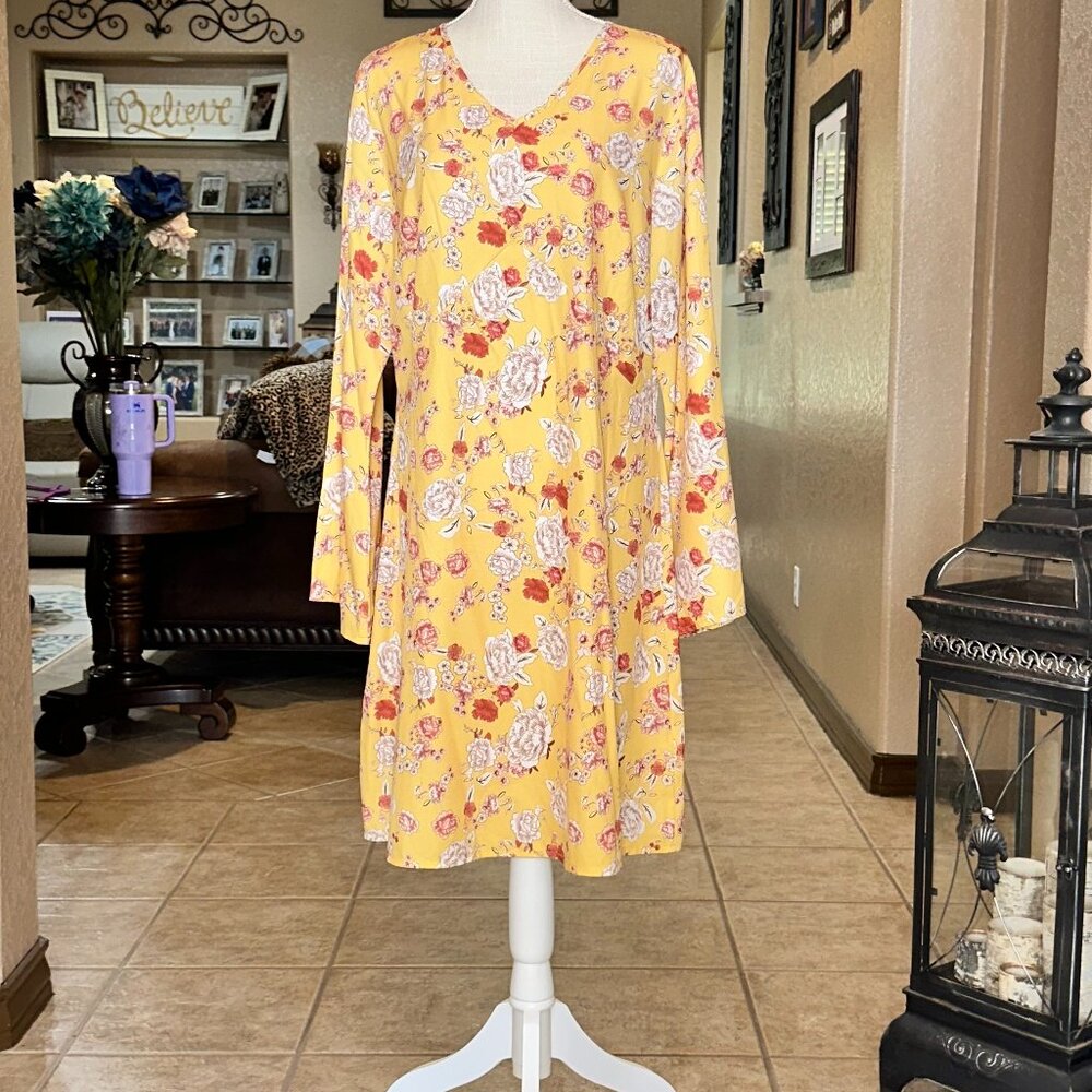 Temu*Long Bell Sleeve Midi Dress Floral Print*Worn Only Twice